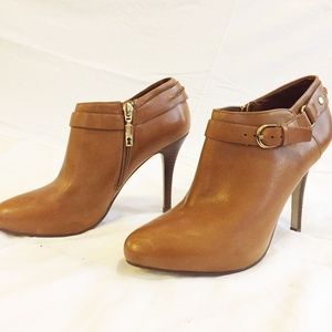 Ivanka Itsheryl tan leather ankle bootie